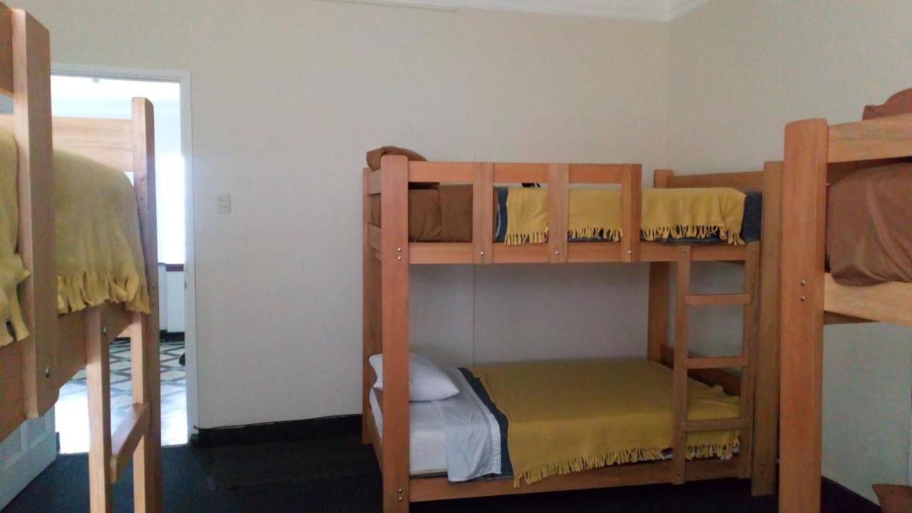 La Casa De Andres Flores *
